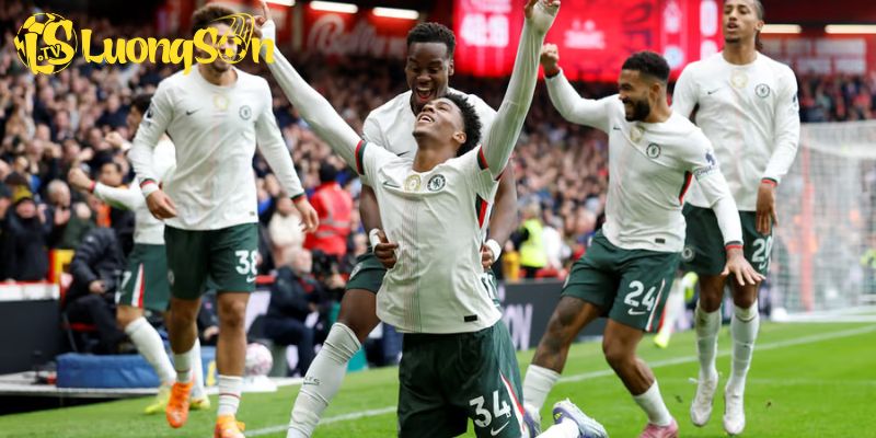 Phong cách chơi của Josh Acheampong